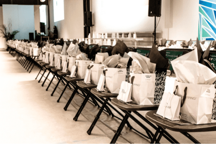 5 Conference Gift Bags Ideas that Attendees Will Love to Take Home