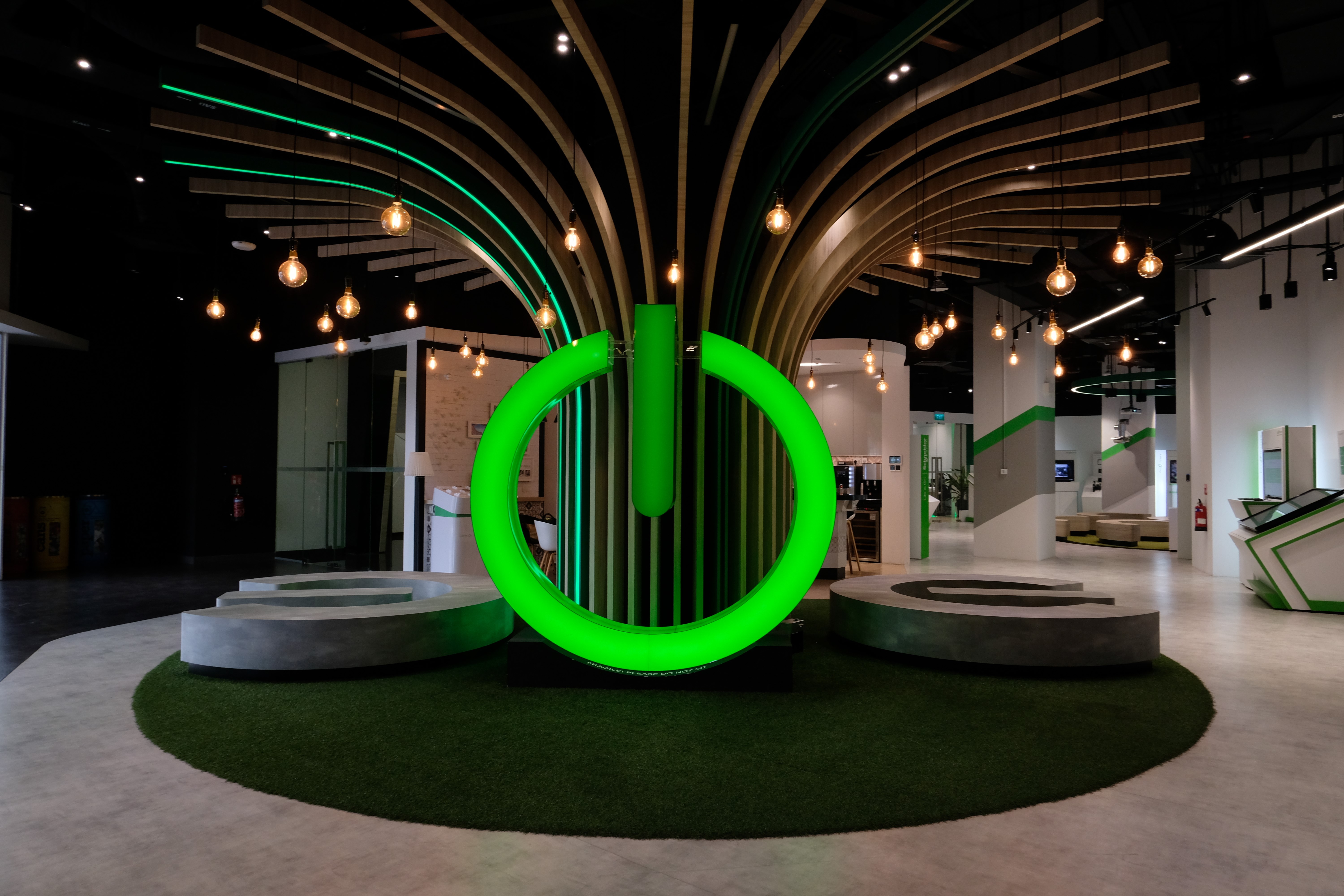Lab Crawl @ Schneider Electric Innovation Hub GEVME